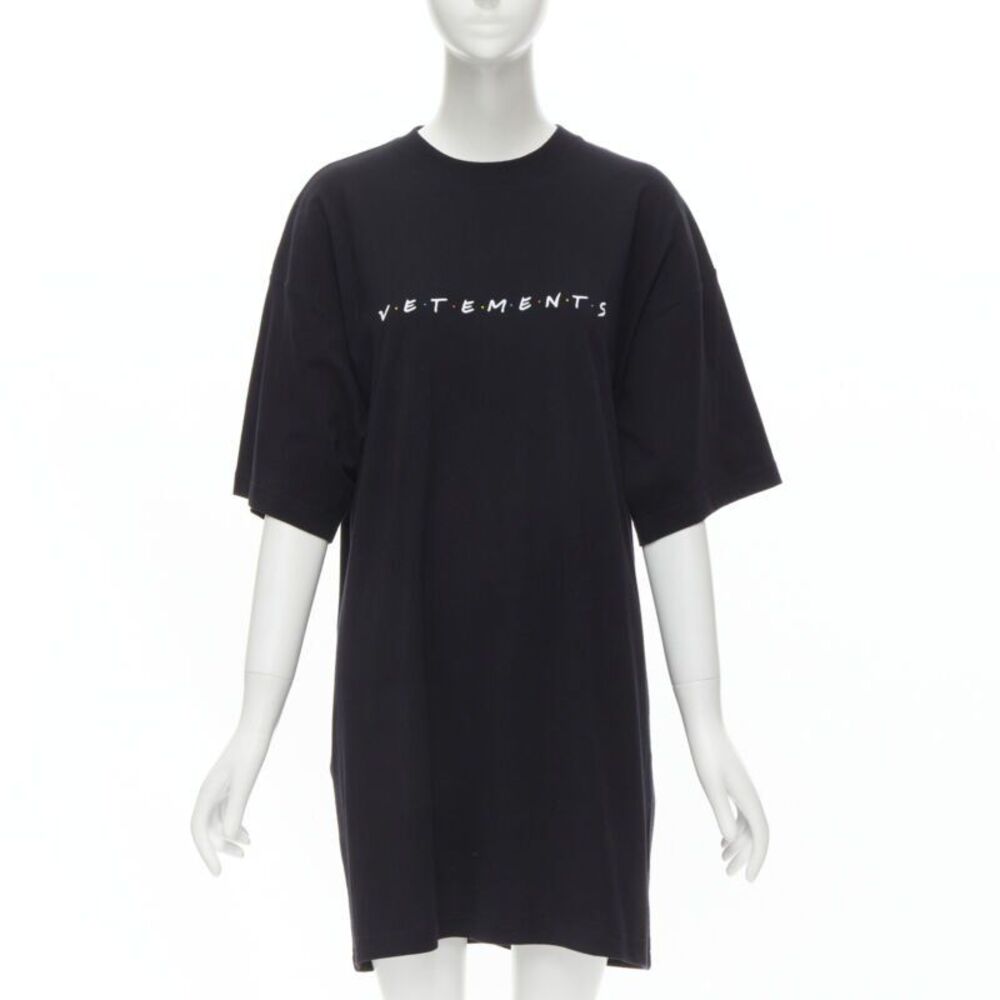 Vetements Friends Limited Edition Tshirt